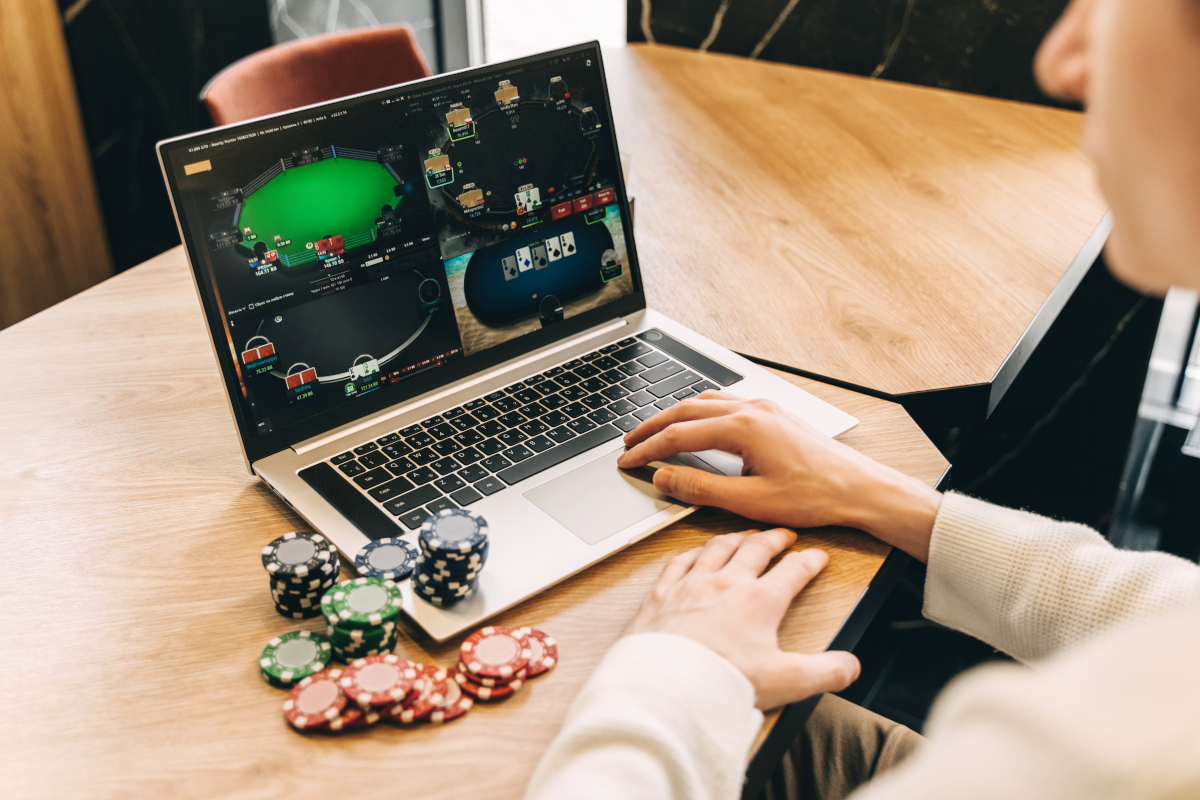 Techniques pour maîtriser le poker vidéo et augmenter vos gains