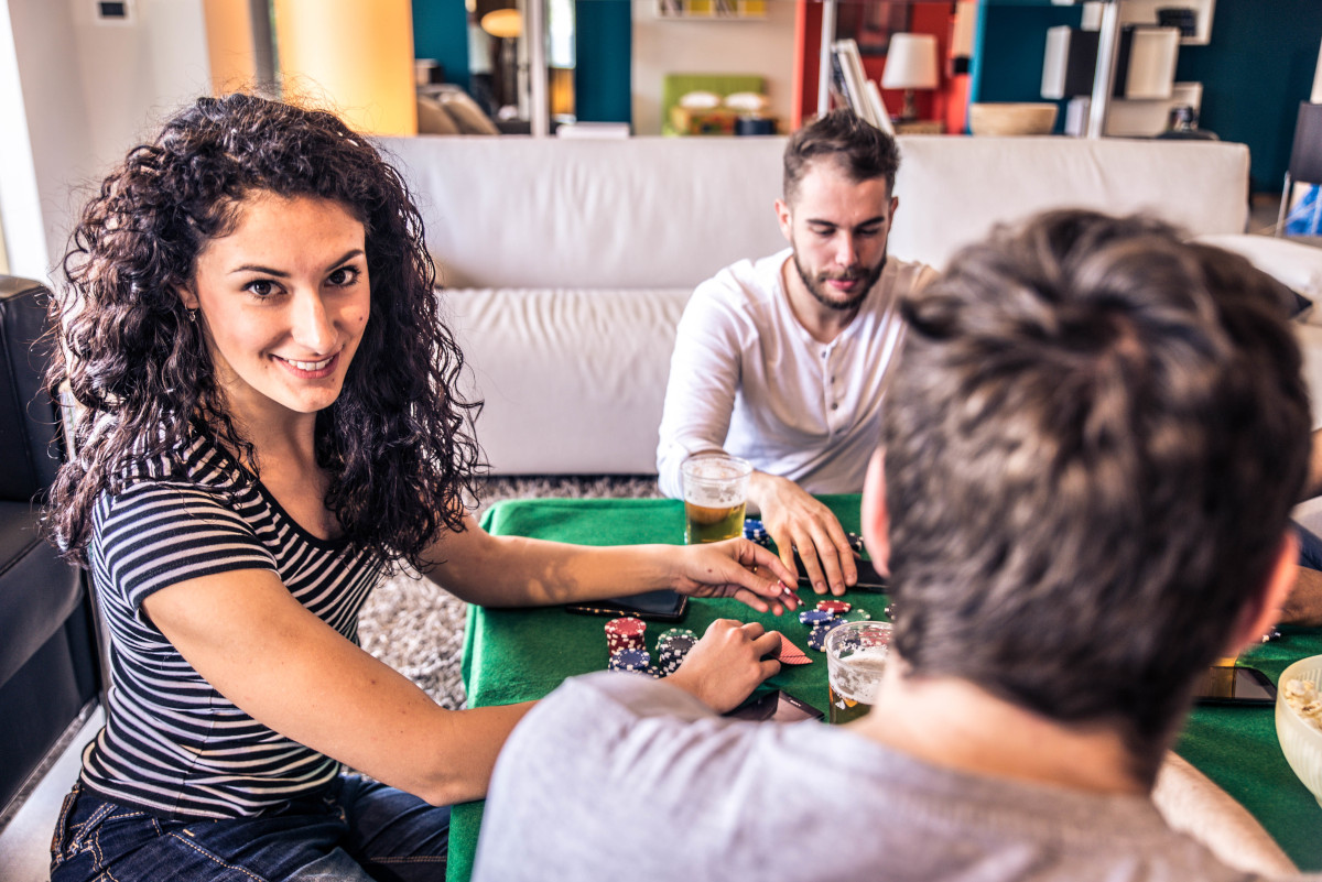 Découvrez l&rsquo;histoire fascinante de la salle de poker de l&rsquo;Aviation Club de France à Paris