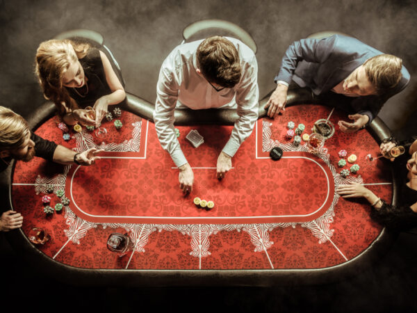 Pourquoi la salle de poker du Casino Barrière à Enghien-les-Bains est un incontournable