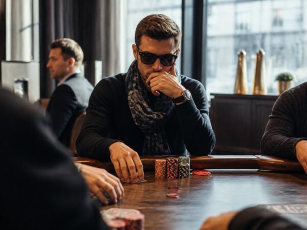 Affiner la stratégie exploitative au poker