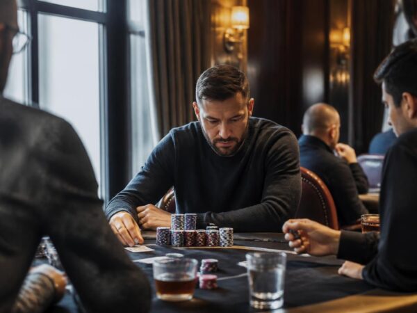 Analyser la stratégie bubble en tournoi poker