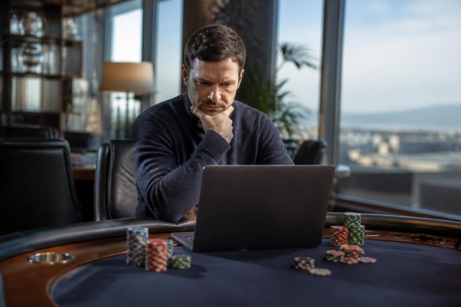 Choisir entre SNG et MTT en poker en ligne