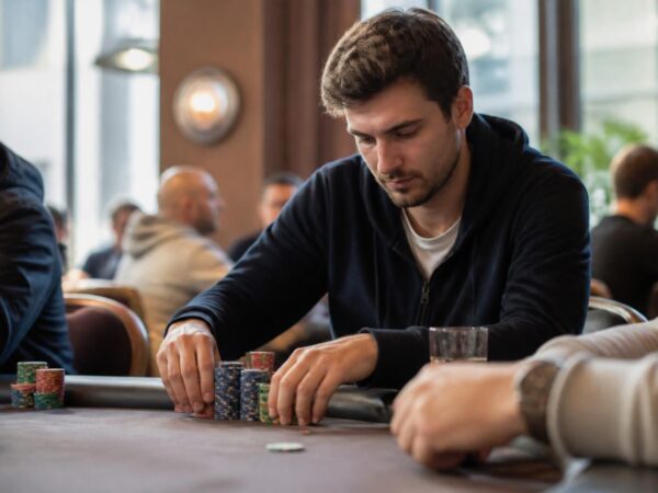 Développer la gestion de stack en tournoi de poker