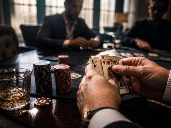 Jouer les mains premium au poker Texas Hold’em