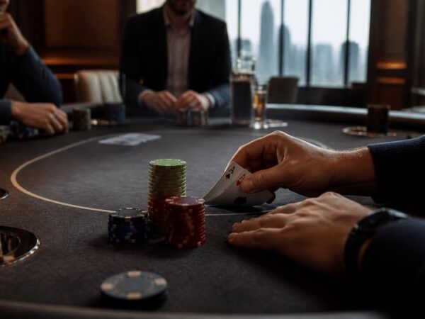 L&rsquo;impact du rake back en poker en ligne sur vos résultats au poker
