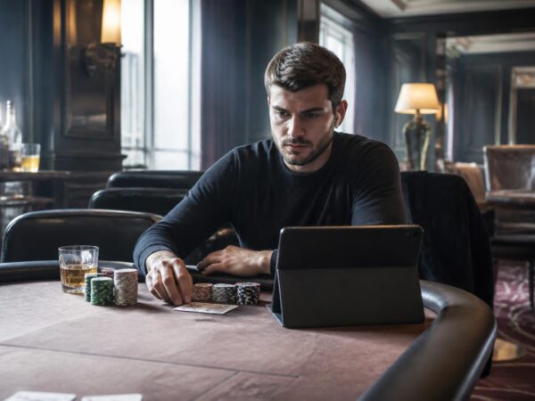 Réussir ses premiers home games de poker en ligne